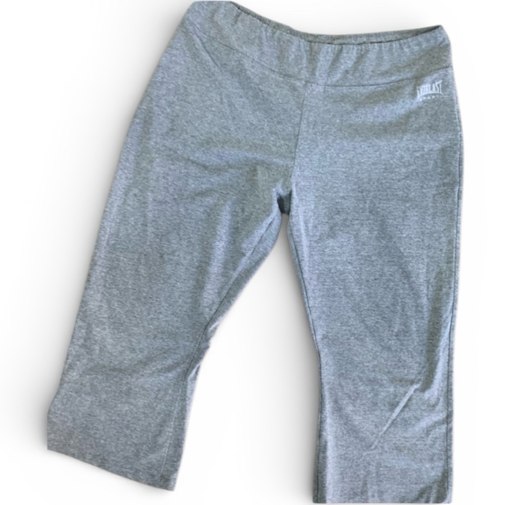 🩶 Everlast Sport Capri Leggings – Women’s XL | 19” Inseam